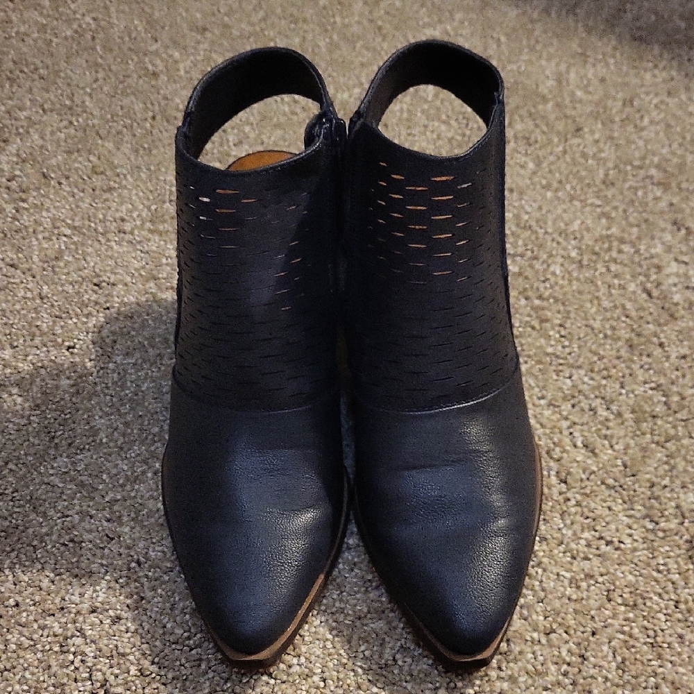 Elegant Navy Blue Women's Ankle Booties